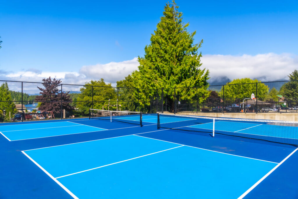 local fence installation Bowmanville